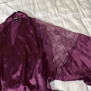 Victorias Secret plum colored satin robe size M/L